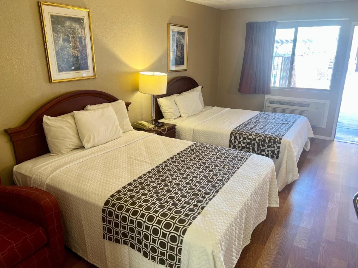 Park Avenue Inn & Suites Victorville Exteriér fotografie
