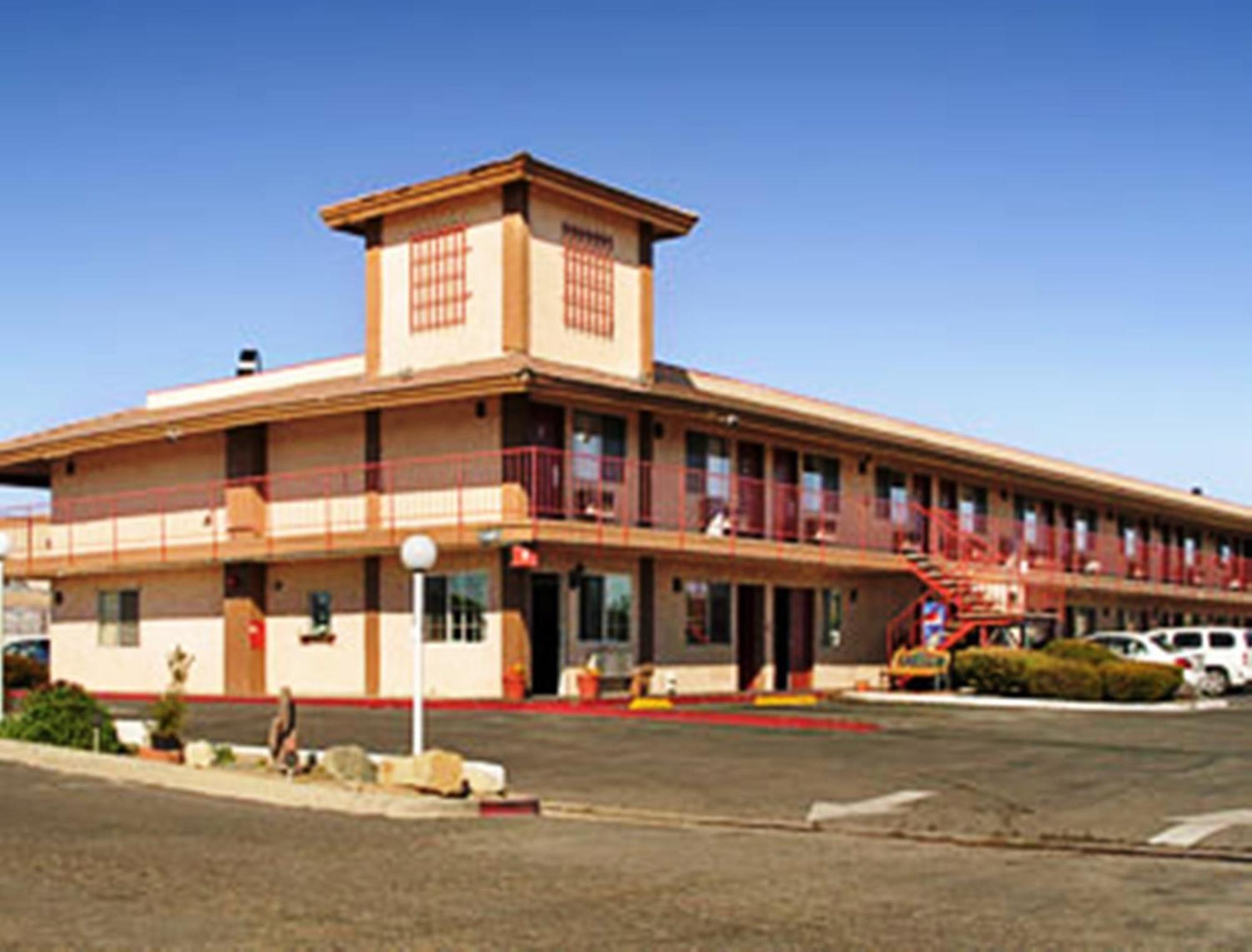 Park Avenue Inn & Suites Victorville Exteriér fotografie